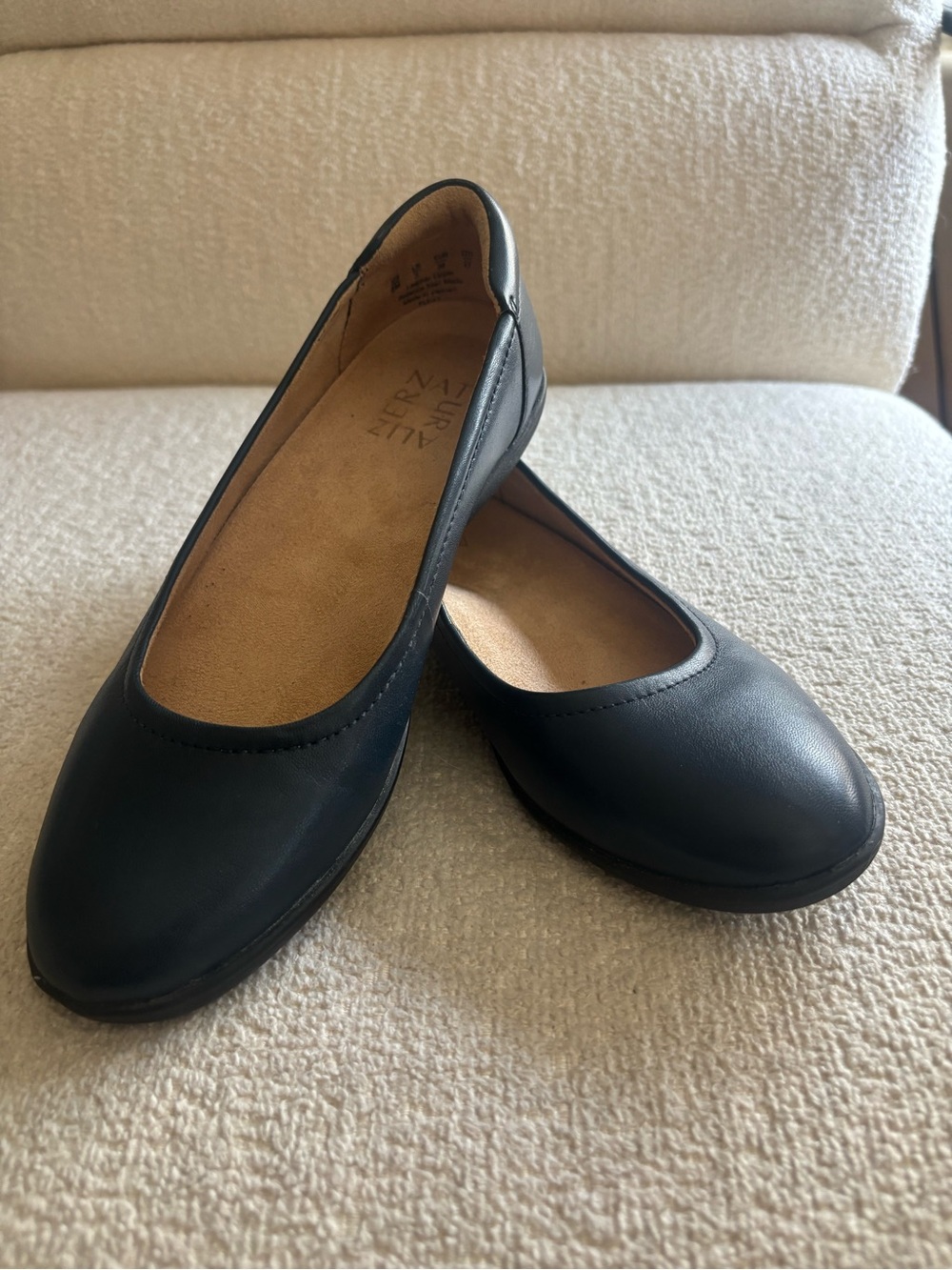 Naturalizer Flexy 2 Navy Ballet Flats Size 6
